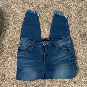 Women’s cropped jeans